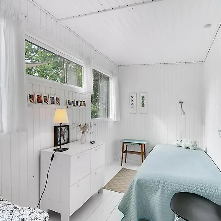 Peaceful And Cosy For 3 Guests Surrounded By Forest Near Fuglslev