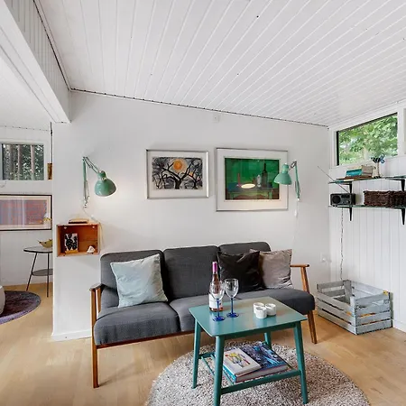 Peaceful And Cosy For 3 Guests Surrounded By Forest Near Fuglslev